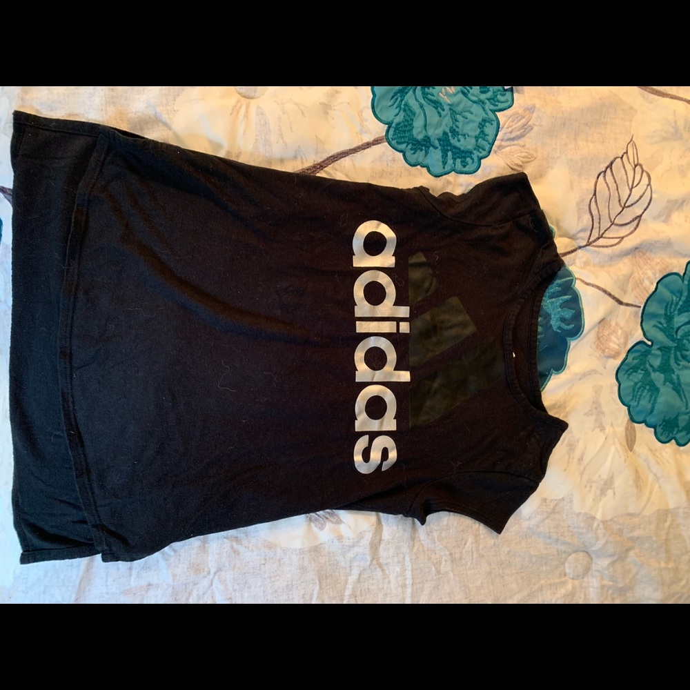Adidas T-shirt